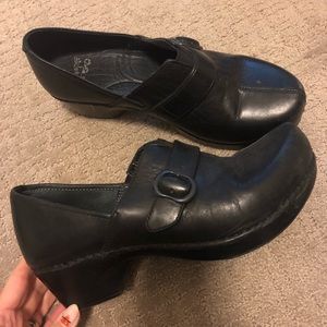 Dansko nurse/ dental shoes